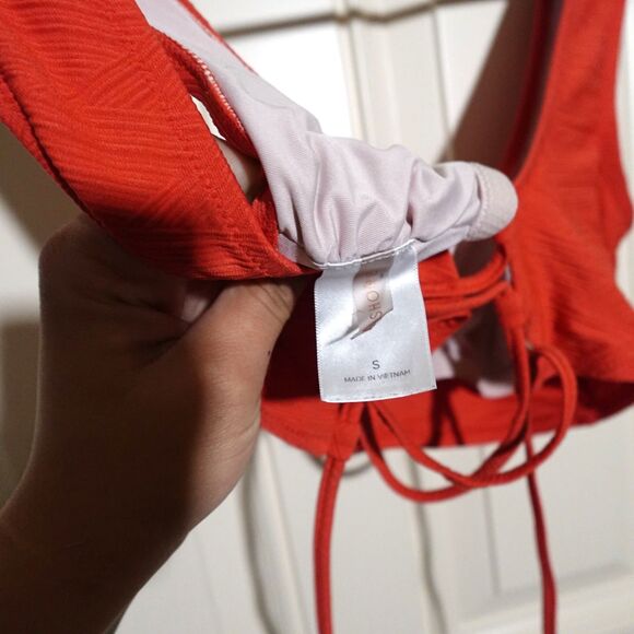 Shade & Shore Orange Textured Bikini Top – Size Small - Picture 3 of 4